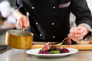 Culinary Showdown: Influencers Bring Flavor To Das Perfekte Dinner
