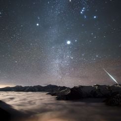  Geminid Fireball over Mount Balang 