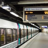 INFO RTL - Essonne : une femme en urgence absolue après avoir été poussée sur les rails du RER