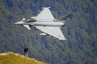 Starmer in Ankara as Türkiye to reportedly get first Eurofighters