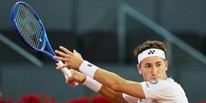 Cerundolo Faces Ruud In Thrilling Madrid Semi-Final