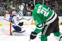 Where to watch the Dallas Stars vs Winnipeg Jets playoff game for free tonight; TV channel, time, lines