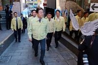 李대통령, 홍수통제소 이어 이태원 참사 현장 찾았다