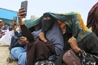 Somalis defy militants with processions to mark Prophet Muhammad's birthday