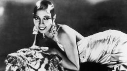 Josephine Baker: Amerikalı Gözəl, Fransız Qəhrəman, İngilis Casus