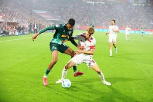 Köln Stumbles Against Regensburg In Promotion Race