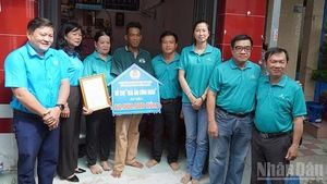 Vietnam Expands Social Safety Net Amid Rising Need