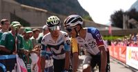 Etapa 21 del Giro de Italia 2025: Victoria de Olav Kooij del Visma Lease a Bike; Egan Bernal y Einer Rubio celebran el top 10