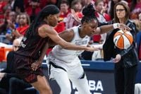 Jackie Young, Aces pull away for 2-1 edge over Fever