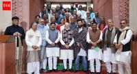 'New energy after Bihar mandate': PM Modi meets NDA MPs; vows to 'leave no stone unturned' | India News - The Times of India