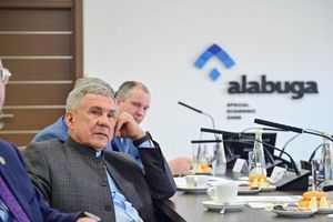Tatarstan Rais Discusses North-South Corridor With Kazakhstan