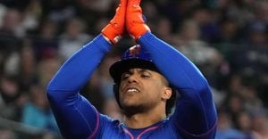 Mets Dominate Diamondbacks With 7-1 Win