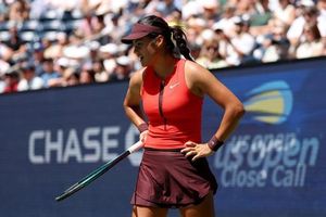 Emma Raducanu Faces Backlash After Billie Jean King Cup Withdrawal