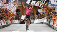 Ben Healy roars back to form with epic victory in Basque Country | Video