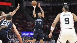 Rockets Seek Eighth Straight Win Against Magic