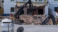 Jeff Bezos’ Washington Post Defends Trump’s ‘Aggressive’ Demolition of White House East Wing; Amazon Is Among Donors to $300 Million Ballroom