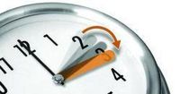 Esta madrugada se adelanta el reloj una hora y a las dos serán las tres