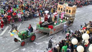 Trier's 2025 Rosenmontag Carnival Parade Draws Huge Crowds