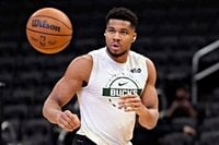 Did Giannis Antetokounmpo Get Hurt Tonight? Bucks Star Abruptly Heads to Locker Room vs Nuggets