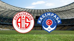 Antalyaspor Faces Kasımpaşa In Crucial Super Lig Clash