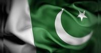Pakistan stock market suspended as KSE-30 tumbles 7.2% in sharp selloff