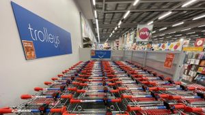 Kmart Introduces Coin-Operated Trolleys Amid Mixed Reactions