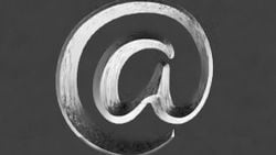 @ İşareti Hakkında