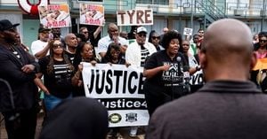 Memphis Judge Orders Retrial For Officers In Tyre Nichols Case
