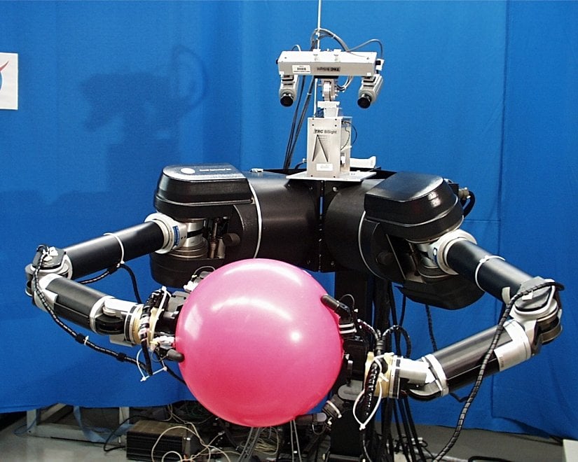 Deneyimleme yoluyla öğrenen bir robot...