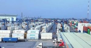 Vietnam Posts Record Trade Surplus Amidst Rising Exports