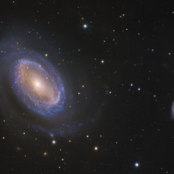 Tek Kollu Sarmal Gökada NGC 4725