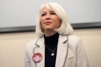 Ex-Clerk's Lawyer: Trump Can Pardon Her State Conviction