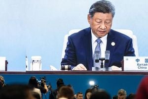 Modi Xi And Putin Showcase Unity Amid Trade Tensions