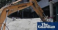 Indonesia school collapse: search for victims ends as 67 confirmed dead
