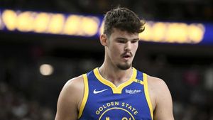 Warriors Promote Quinten Post To Standard NBA Contract