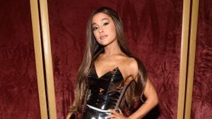 Ariana Grande Reveals Online Gaming Habit