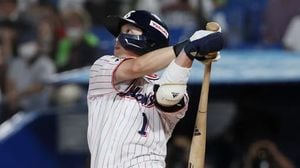 Giants Face Swallows In Anticipated Showdown Tonight