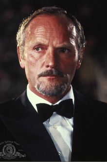 Julian Glover