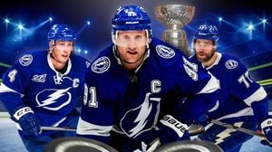 Lightning Look To Bounce Back Against Struggling Blackhawks