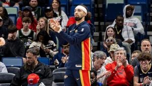 Suns And Pelicans Clash As Alvarado And Williams Ejected