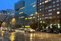Riesgo de inundaciones en Madrid: suspensión de clases, situación meteorológica y posible desbordamiento del Manzanares