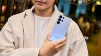 Galaxy S25 Ultra với Galaxy AI tiếng Việt: Trợ lý đắc lực đầy thông minh, đa nhiệm mà vẫn nhẹ nhàng