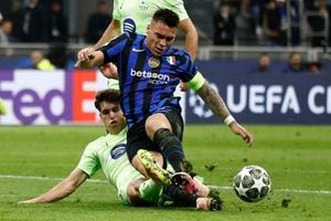 Inter Milan And Barcelona Clash In Champions League Showdown
