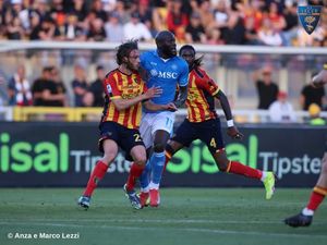 Lecce Honors Graziano Fiorita In Emotional Match Against Napoli