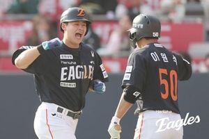 Hanwha Eagles Win Thrilling Season Opener Against KT Wiz