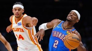 Thunder Duo Shines As Oklahoma City Rolls Past Hawks