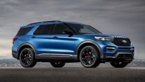 Ford Explorer SUV Transitions To Electrification With Style