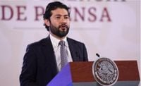 Marath Bolaños anuncia instauración paulatina de jornada laboral de 40 horas; prevé que para 2030 sea una meta cumplida