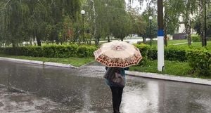 May Holidays Bring Unpredictable Weather Across Russia