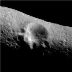 Asteroit Eros'a Daha Yakın